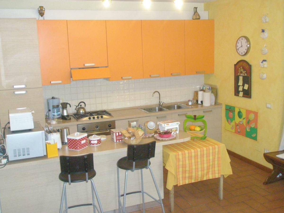 B&B La Rondine Tra Pisa E Lucca San Giuliano Terme Exterior foto